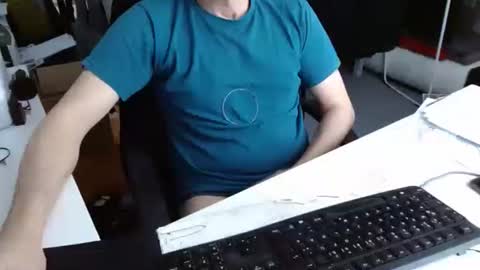 Tom online show from 20, 2, 2026