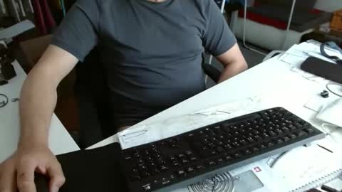 Tom online show from 20, 4, 2026