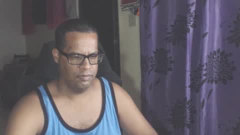 Snapshot of toni2814 chatting on 6, 10, 2025 Antonio online show from 6, 10, 2025