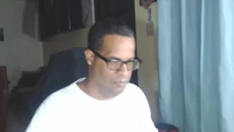 Snapshot of toni2814 chatting on 3, 2, 2026 Antonio online show from 3, 2, 2026