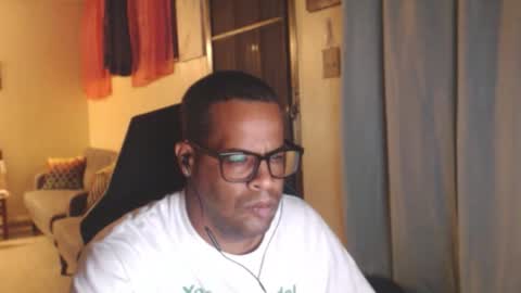 Snapshot of toni2814 chatting on 28, 2, 2026 Antonio online show from 28, 2, 2026