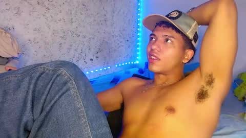 tonydesire_ online show from 29, 4, 2026