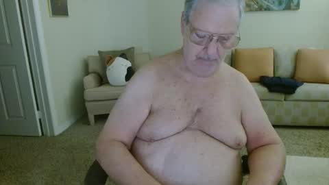 Snapshot of tonysview12000 chatting on 18, 1, 2026 tonysview12000 online show from 18, 1, 2026