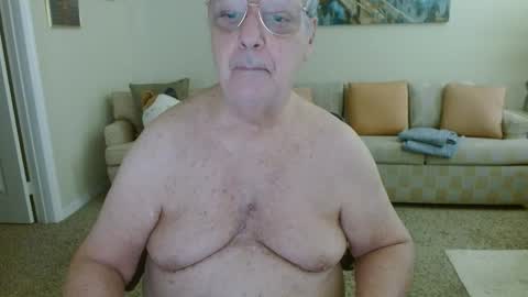 Snapshot of tonysview12000 chatting on 14, 2, 2026 tonysview12000 online show from 14, 2, 2026