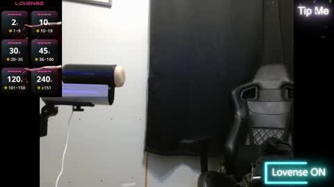 Snapshot of tonytonytony3001 chatting on 6, 11, 2025 tonytonytony3001 online show from 6, 11, 2025