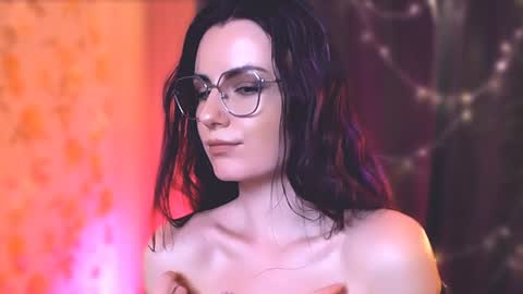 Elizabeth online show from 7, 1, 2025