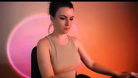 Elizabeth online show from 13, 7, 2026