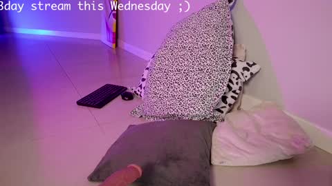 Snapshot of toomuch_wet_ chatting on 20, 1, 2025 Come find me on Fansly online show from 20, 1, 2025