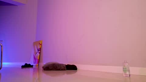 Snapshot of toomuch_wet_ chatting on 26, 2, 2025 Come find me on Fansly online show from 26, 2, 2025