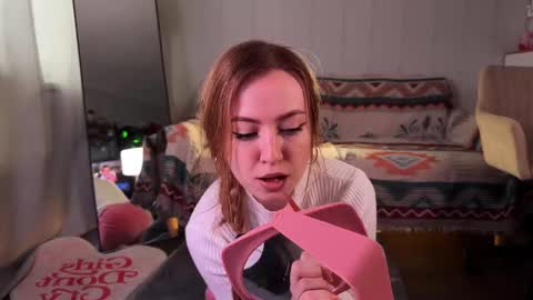 Lina  Next stream January 4  11am UTC 0 online show from 20, 2, 2026