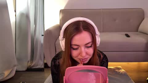 Lina  Next stream January 4  11am UTC 0 online show from 11, 3, 2026