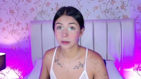 Snapshot of tory_gb chatting on 27, 10, 2025 Ana Maria  online show from 27, 10, 2025