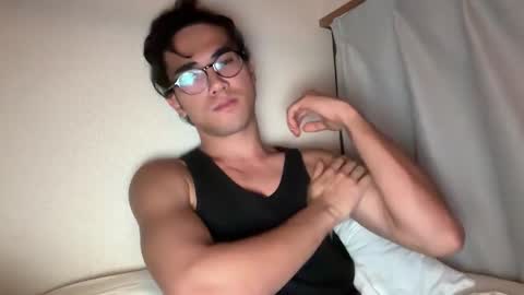 Karo online show from 14, 9, 2025