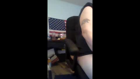 totallyawesome_65 online show from 23, 4, 2026