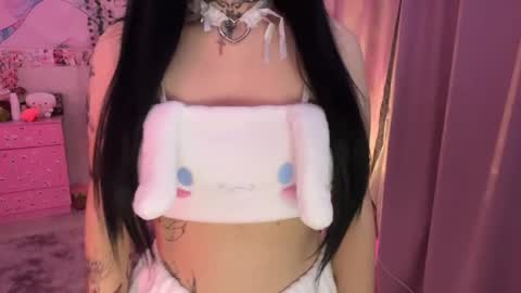 Lina online show from 16, 4, 2026