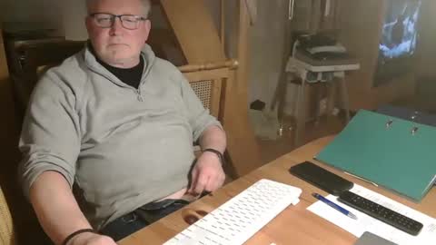 Snapshot of toto758 chatting on 5, 3, 2025 toto758 online show from 5, 3, 2025