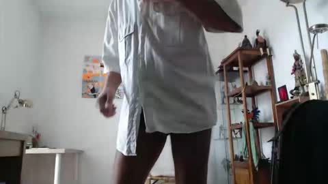 Snapshot of tounu45 chatting on 14, 9, 2025 Tounu45 online show from 14, 9, 2025