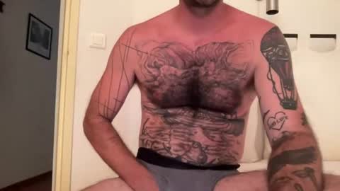Snapshot of toutsexy chatting on 22, 7, 2026 toutsexy online show from 22, 7, 2026