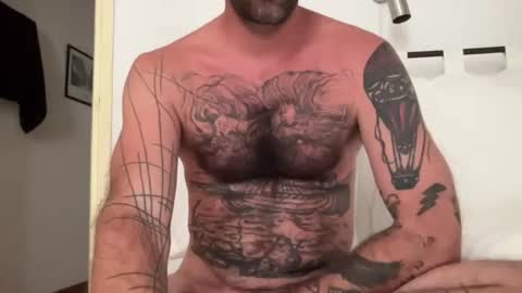 Snapshot of toutsexy chatting on 25, 7, 2026 toutsexy online show from 25, 7, 2026