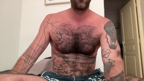 Snapshot of toutsexy chatting on 27, 7, 2026 toutsexy online show from 27, 7, 2026