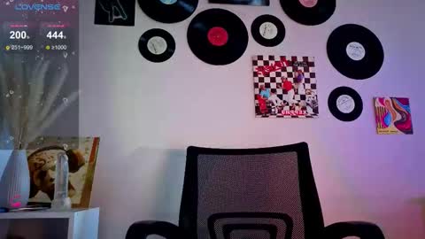 Melina online show from 3, 3, 2026