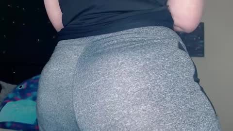 Lilly Miss Mistress Goddess Maam Queen Boss online show from 13, 12, 2024