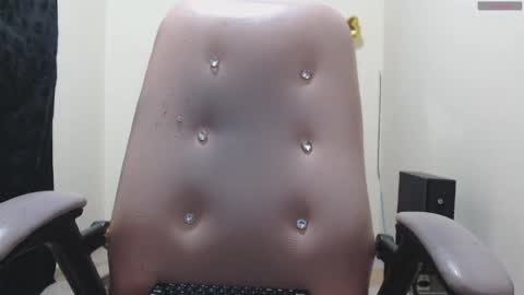 toxca69 online show from 19, 4, 2026