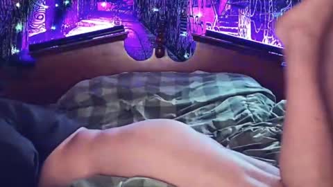 Snapshot of trailer_made chatting on 9, 10, 2025 Ethan Nash online show from 9, 10, 2025