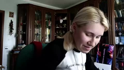 Lesly online show from 10, 6, 2026