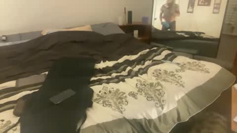 USA GURL online show from 24, 1, 2025