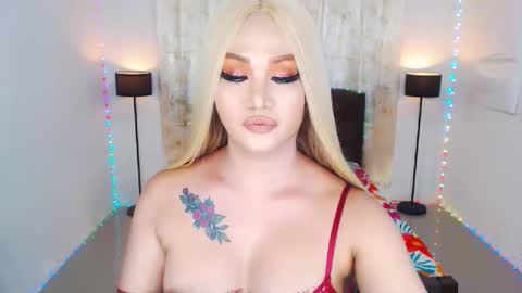 KYLIE BELLA  TS online show from 3, 6, 2026