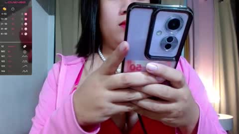 travelergirl online show from 9, 5, 2026