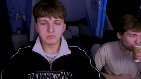 Travis online show from 19, 11, 2025