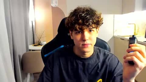 Snapshot of travisrivas chatting on 9, 11, 2025 travisrivas online show from 9, 11, 2025