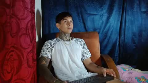 TRAV - INDEPENDENT MODEL online show from 9, 2, 2025