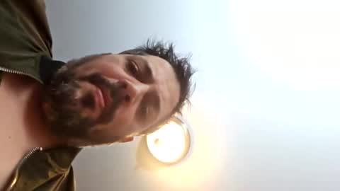 Snapshot of traxxxman1 chatting on 29, 9, 2025 traxxxman1 online show from 29, 9, 2025