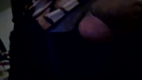 Snapshot of traxxxman1 chatting on 5, 10, 2025 traxxxman1 online show from 5, 10, 2025