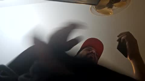 Snapshot of traxxxman1 chatting on 17, 10, 2025 traxxxman1 online show from 17, 10, 2025