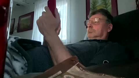 Snapshot of trebgeis1 chatting on 23, 2, 2025 trebgeis1 online show from 23, 2, 2025