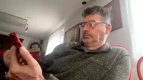 Snapshot of trebgeis1 chatting on 27, 2, 2025 trebgeis1 online show from 27, 2, 2025