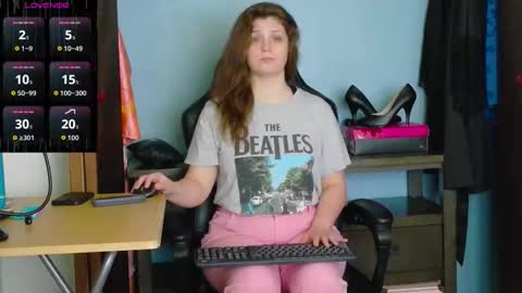 TreeJeanne online show from 23, 10, 2025