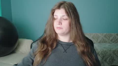 Snapshot of treejeanne chatting on 25, 6, 2026 TreeJeanne online show from 25, 6, 2026