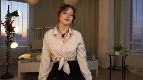 Hello im Rose 3 online show from 12, 4, 2026