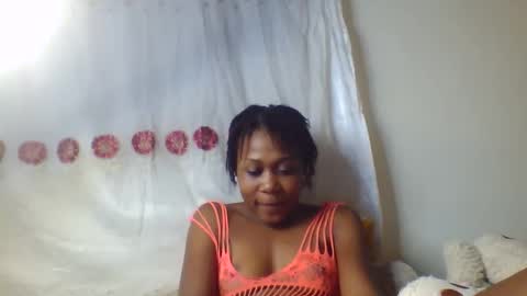 Snapshot of tresyamber chatting on 13, 5, 2026 tresyamber online show from 13, 5, 2026