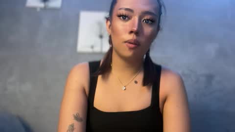 trexie_fucks15 online show from 3, 6, 2026