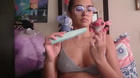 triana_bell online show from 13, 4, 2026