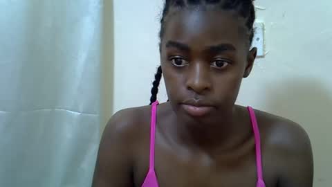 Snapshot of trickle_star chatting on 15, 2, 2026 Asteric online show from 15, 2, 2026