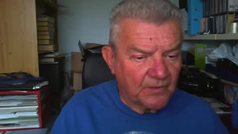 Snapshot of triggerfinger1 chatting on 18, 7, 2026 Steve online show from 18, 7, 2026