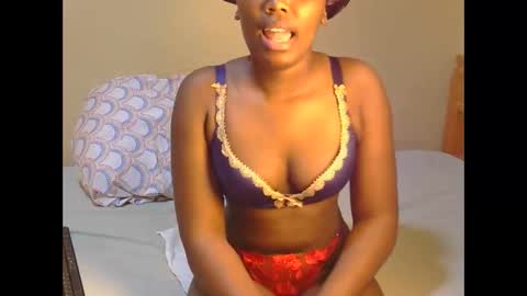 trina_z online show from 4, 6, 2026