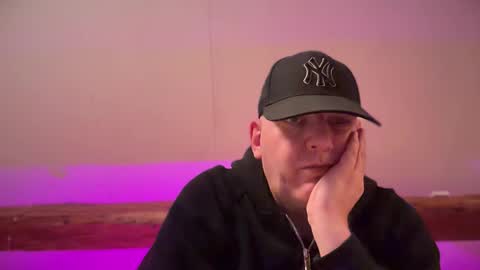 Triton online show from 11, 3, 2026